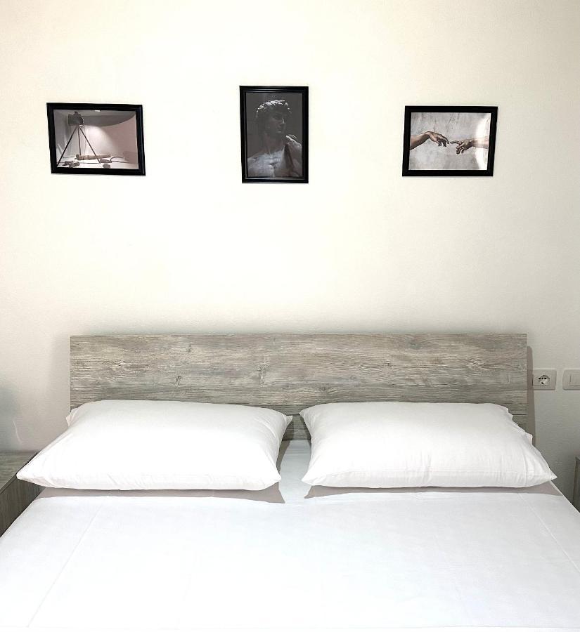Js House 1 * Szkodra